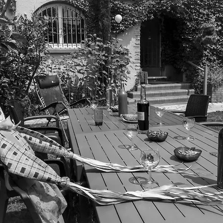 Chambres D'hotes Arcenciel Bed & Breakfast *